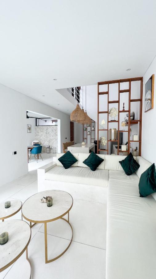 Villa Poppy Bumbak Чангу Экстерьер фото